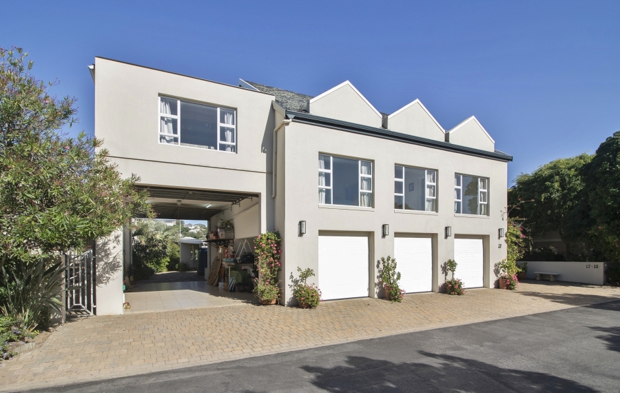 6 Bedroom Property for Sale in Royal Alfred Marina Eastern Cape